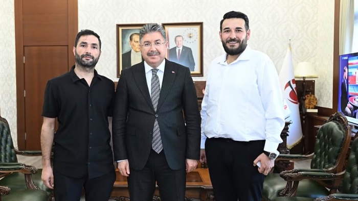Eskişehir Medya Grup’tan Vali Dr. Erdinç Yılmaz’a nezaket ziyareti